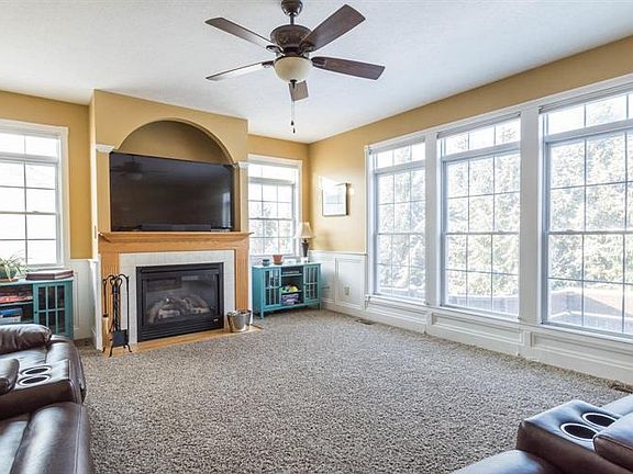 4th image of 864 S Coriander Ct