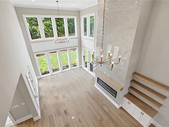 5th image of 5310 W Parc Pl