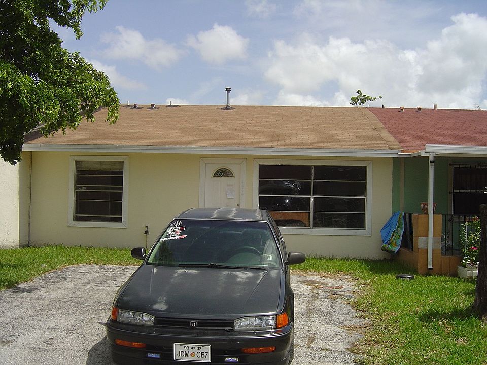 2nd image of 18916 NW 46th Ave