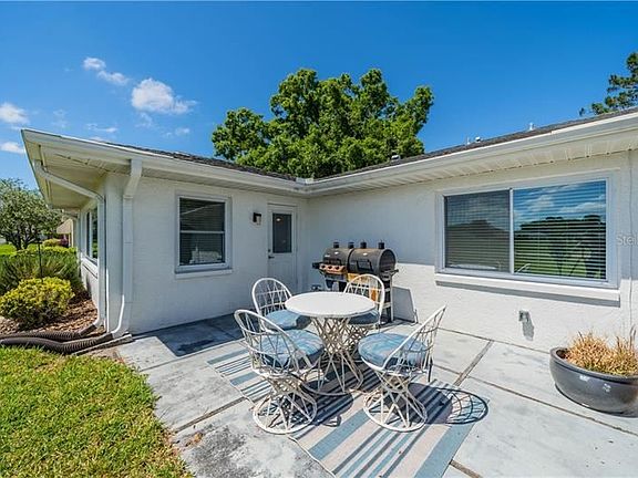 5th image of 2024 Hullhouse Dr #329