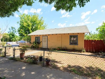 400 S 3rd St, Patterson, CA, 95363