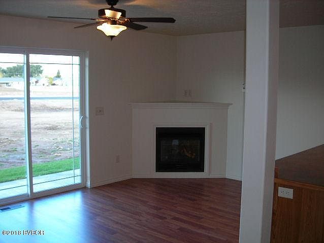 2nd image of 17 Horseshoe Loop Unit B