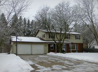 904 W State St, Marshfield, WI 54449