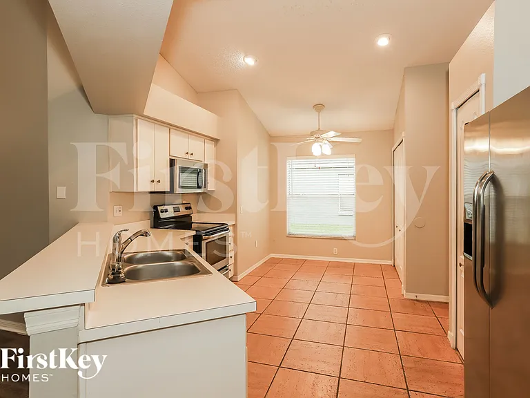 1216 Timber Trace Dr — Photo 4
