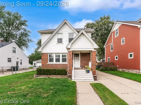3137 Royal Ave, Berkley, MI 48072