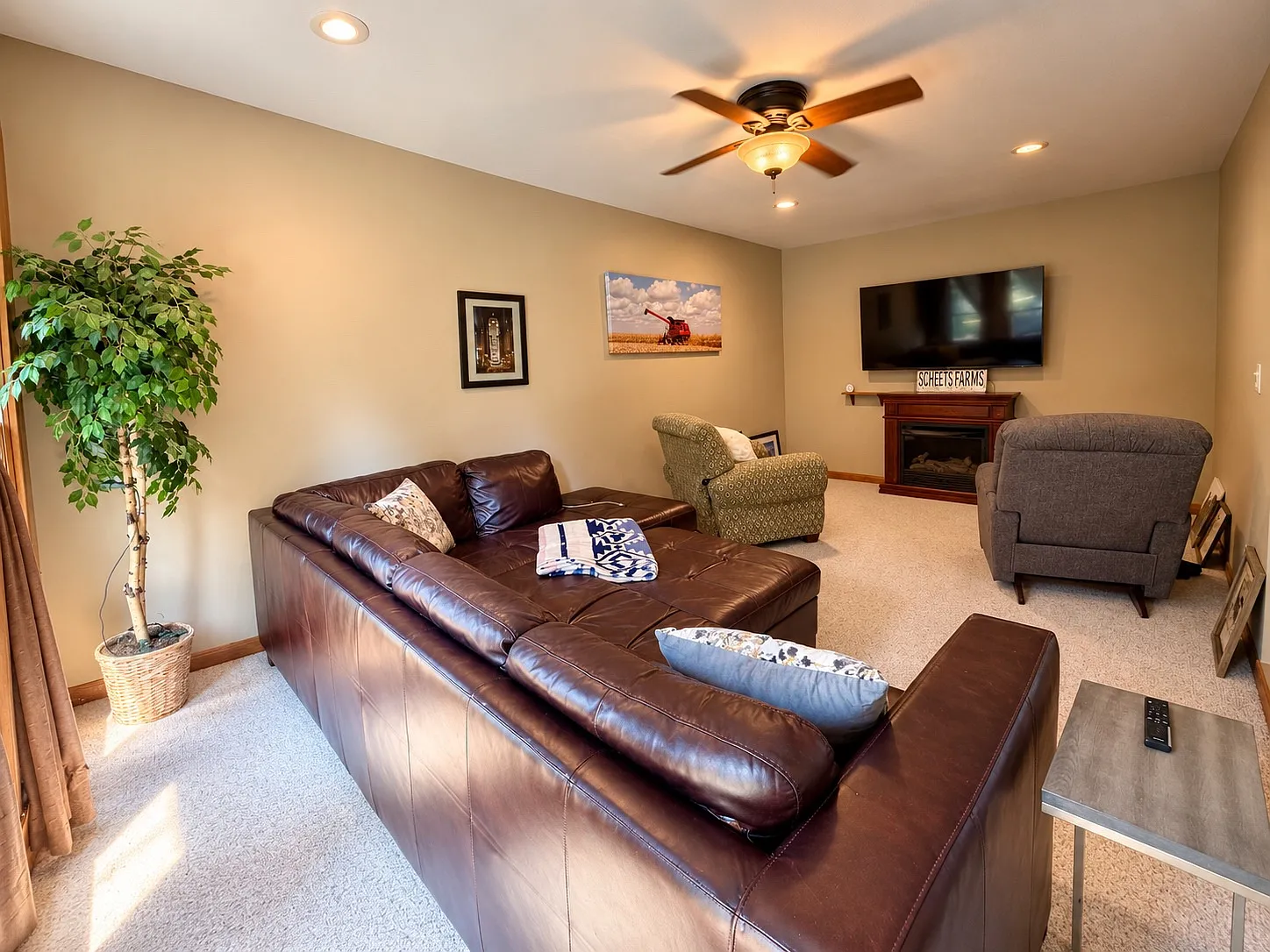 3 bed, 1500 sqft, $2,250 — Photo 3