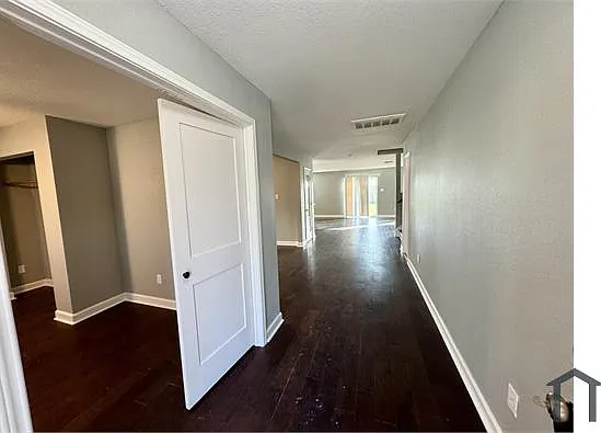 21943 Silverfield Park Ln — Photo 5