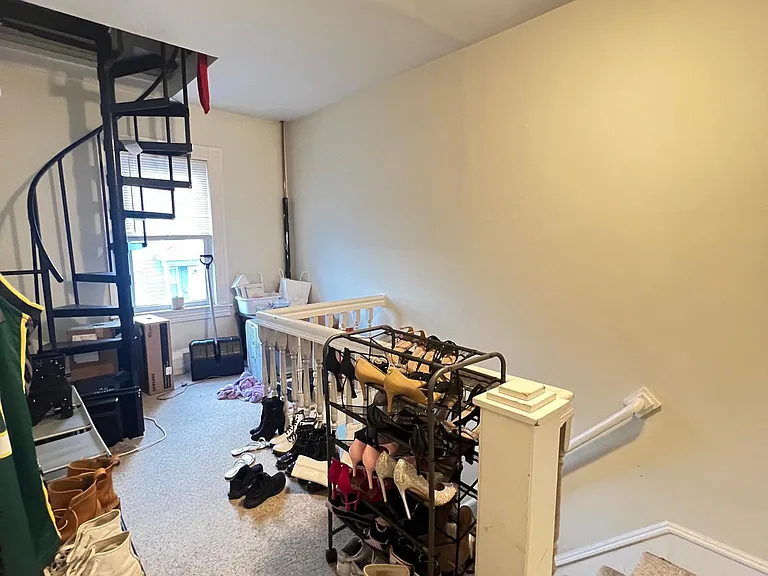 13 Phillips St — Photo 8