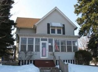 410 S 7th Ave, West Bend, WI 53095