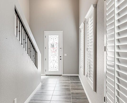 5th image of 13609 Lartington St