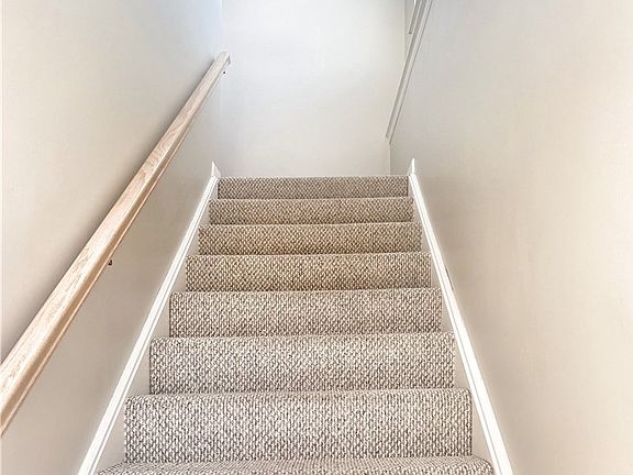 3rd image of 248 Adams Pointe Blvd Unit 2