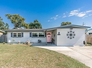 12247 Ridge Rd, Seminole, FL 33778