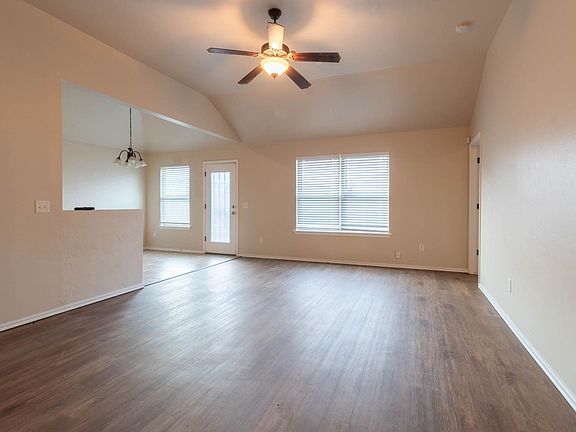 4th image of 12509 Heritage Oaks Dr