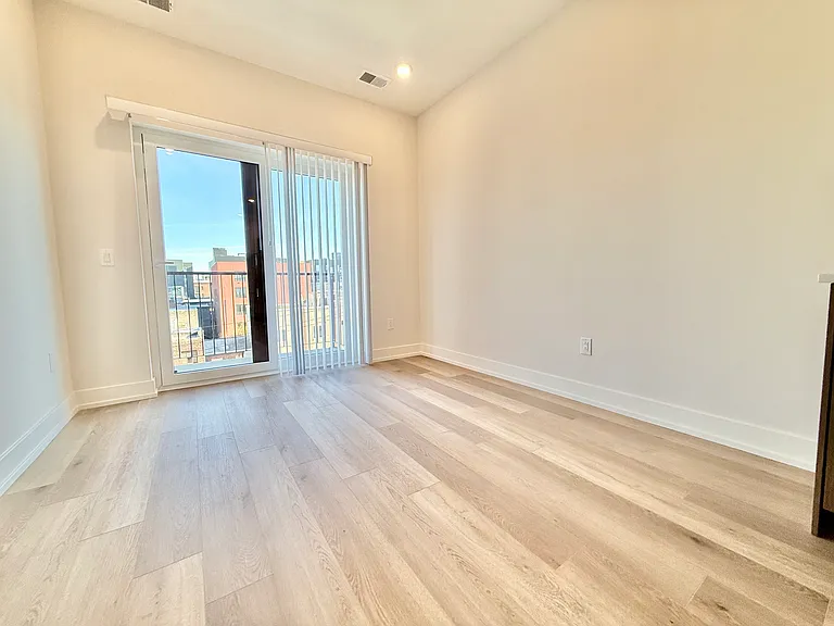 128 W Girard Ave #2O2 — Photo 5