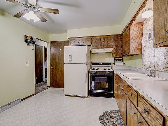 4th image of 3234 S 13th St #3234A