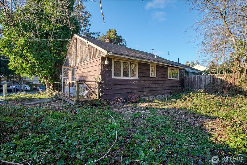2nd image of 634 South Beach Road