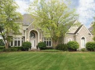 2724 Deering Bay Dr, Naperville, IL 60564