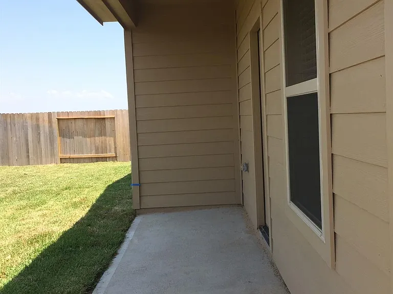 3417 Fawnwood Dr — Photo 11