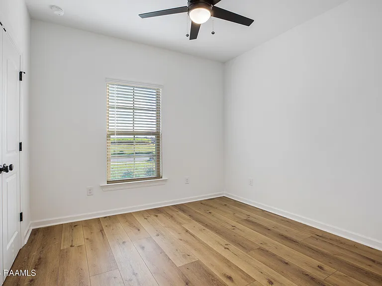 209 Tatum Ln — Photo 21