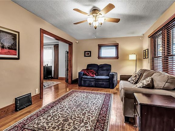 4th image of 1320 Pierce Ave