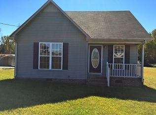 9 Crockett Dr, Fayetteville, TN 37334