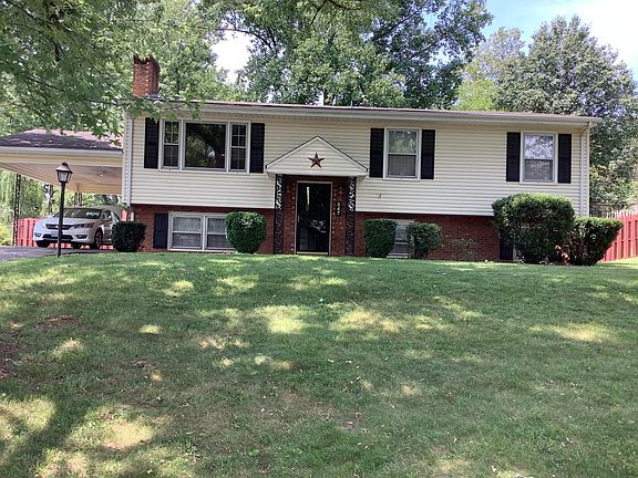 3rd image of 347 Parkwood Ave