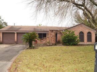 1914 29th St N, Texas City, TX 77590