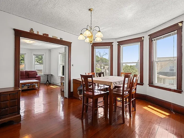 228-230 Euclid Ave #3 — Photo 7