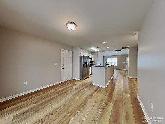 5th image of 2031 Wexford Way