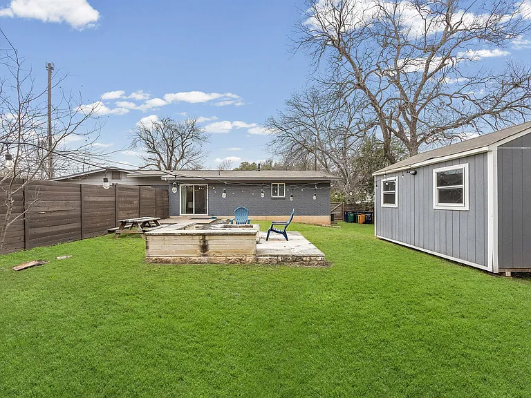 11301 Oakwood Dr #A — Photo 18