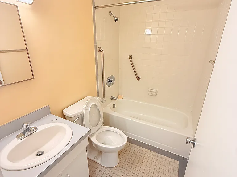 6 University Rd #408A — Photo 2