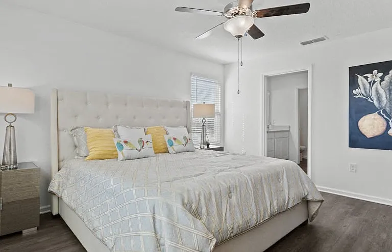 Discovery Trails Townhomes — Photo 13