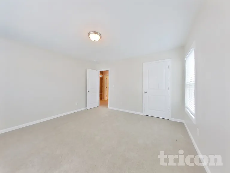 223 Madison Ave — Photo 14