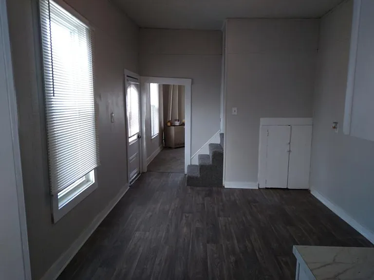 631 Rawlings St — Photo 4