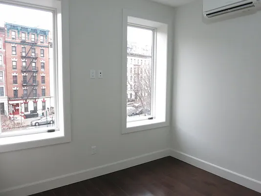 Rented by Bohemia Realty Group | media 17