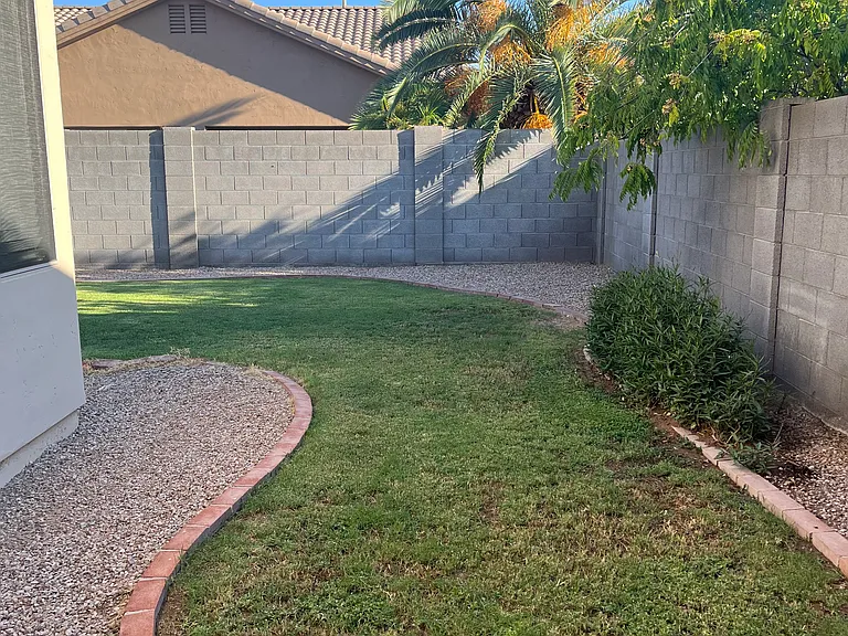 1383 W Spruce Dr — Photo 12