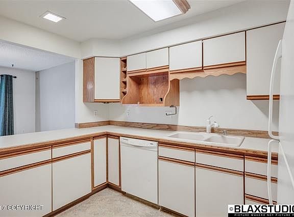 4th image of 4720 Glasgow Dr