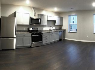 14 W Main St #B, Newark, OH 43055
