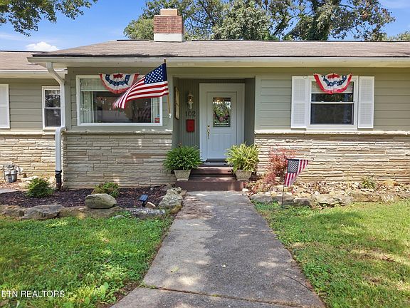 3rd image of 102 Nolan Rd