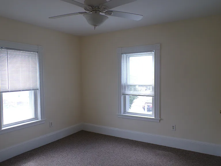 190 Crescent Ave #3 — Photo 9