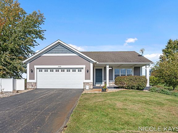 2nd image of 3449 Lone Oak Ln