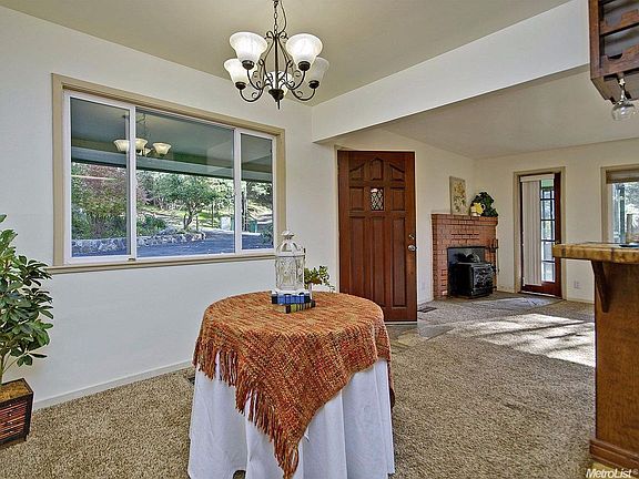 2nd image of 2550 Morrene Dr