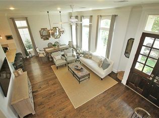1210 Lake Pointe Pkwy, Sugar land, TX 77478