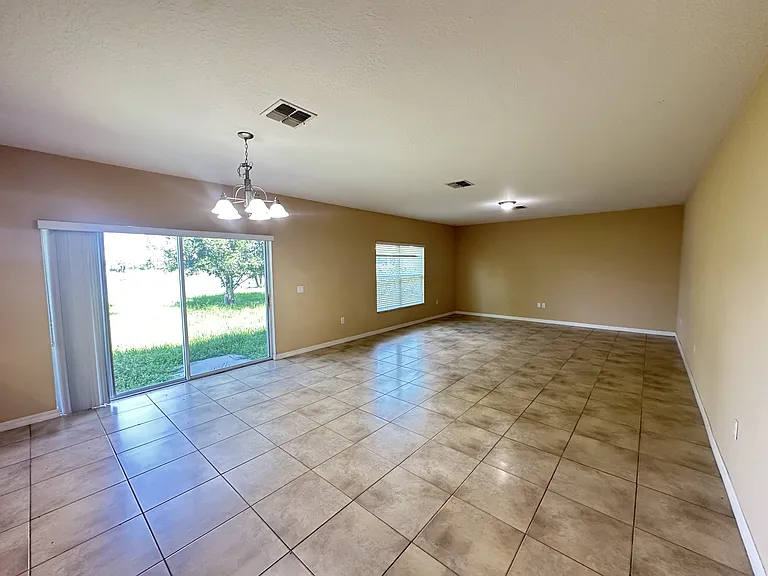 2266 Sheboygan Pl — Photo 7