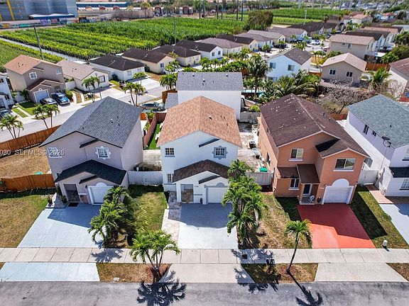 3rd image of 13758 SW 160th Ter