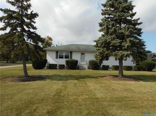318 S Toussaint Portage Rd, Oak Harbor, OH 43449