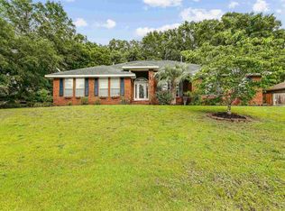 426 Turnberry Rd, Cantonment, FL 32533