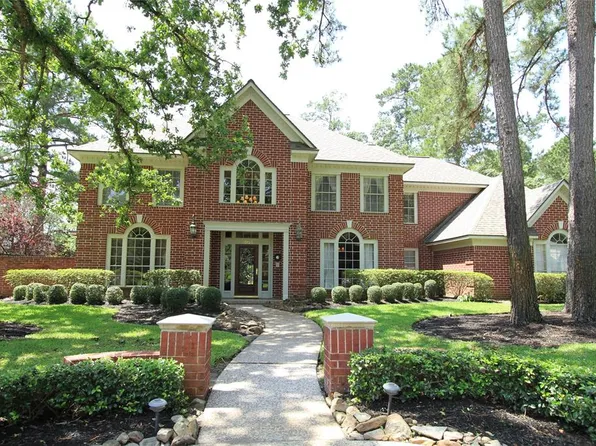 1903 Mount Forest Dr, Kingwood, TX 77345