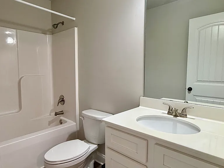 235 Sanctuary Dr — Photo 22
