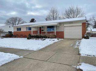 13999 Fairway St, Livonia, MI 48154